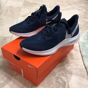 Nike Men’s Zoom Winflo 6 Running Shoe